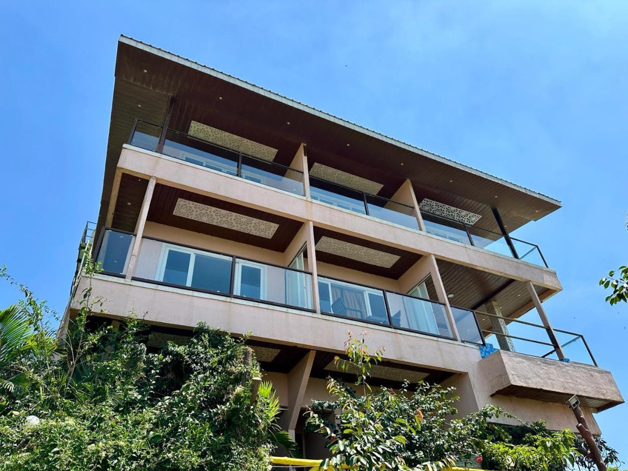 Hollywood Palace Resort Panchgani Eksteriør bilde