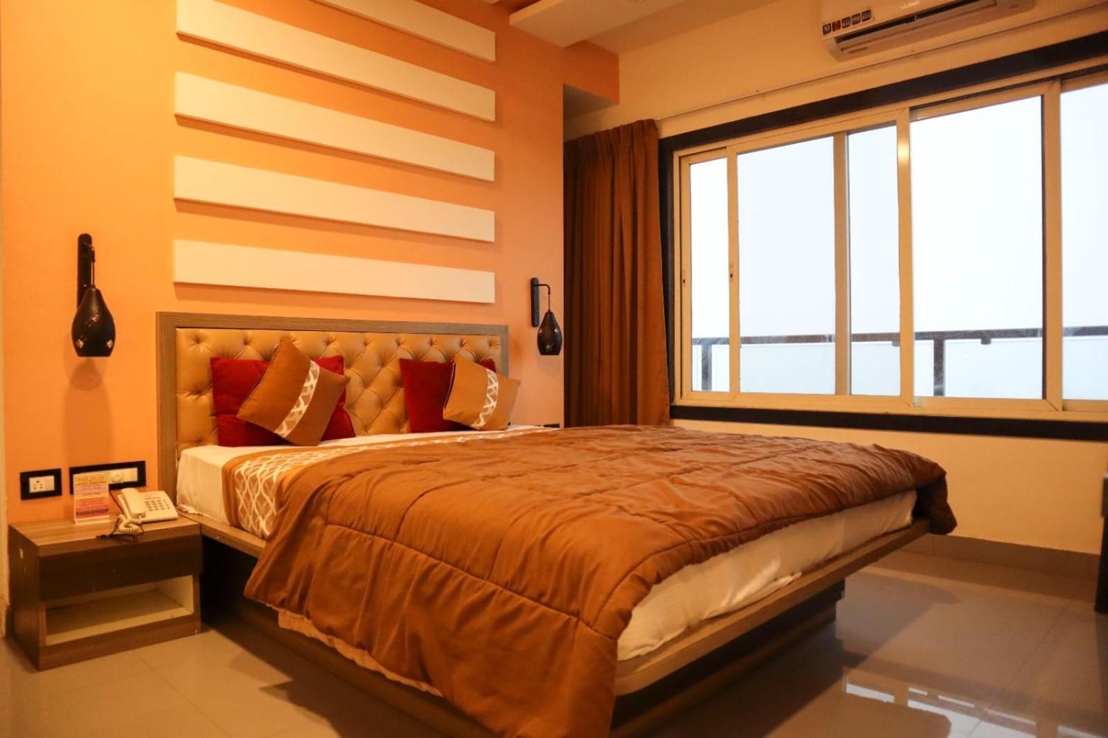 Hollywood Palace Resort Panchgani Eksteriør bilde