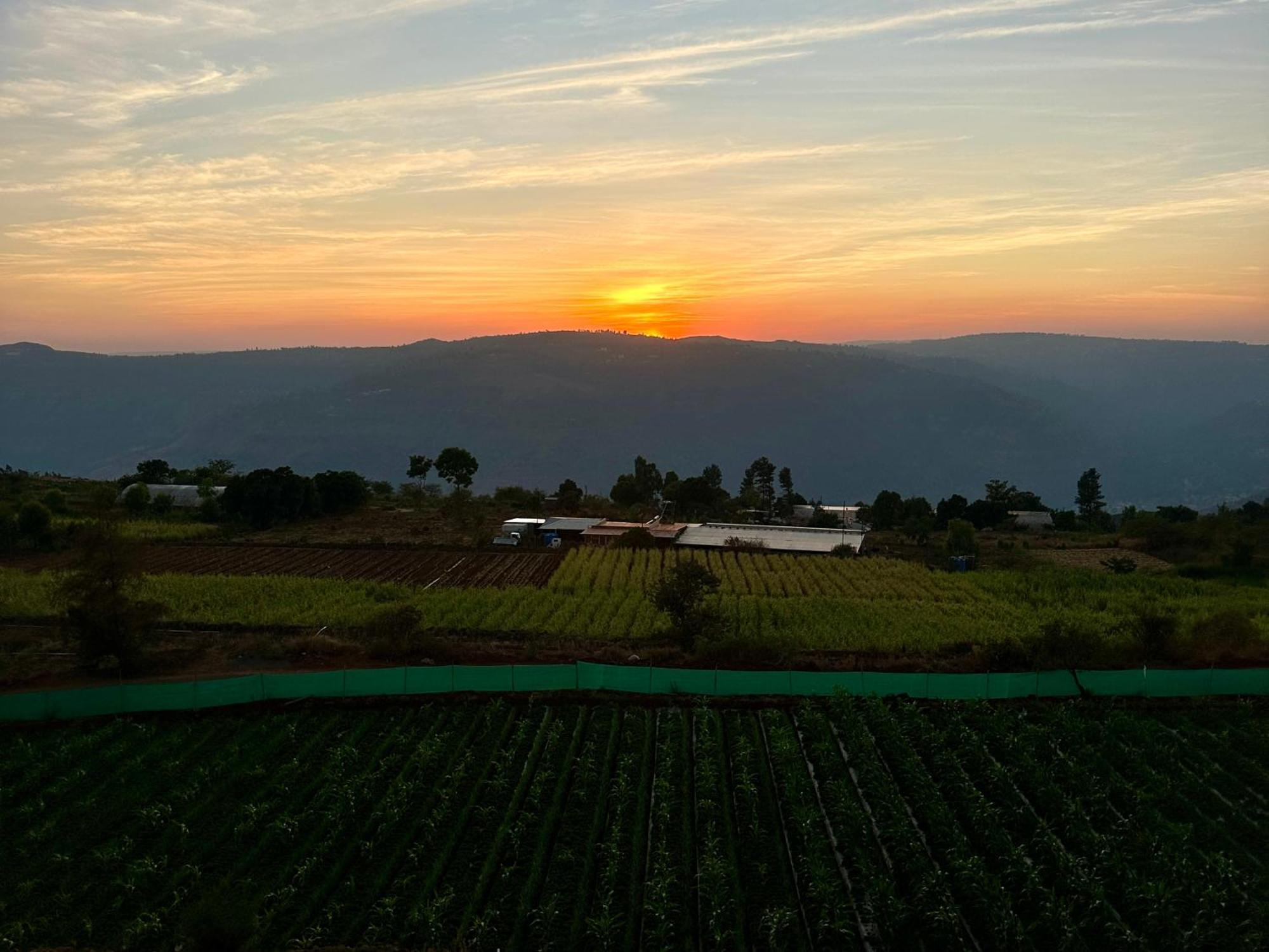 Hollywood Palace Resort Panchgani Eksteriør bilde