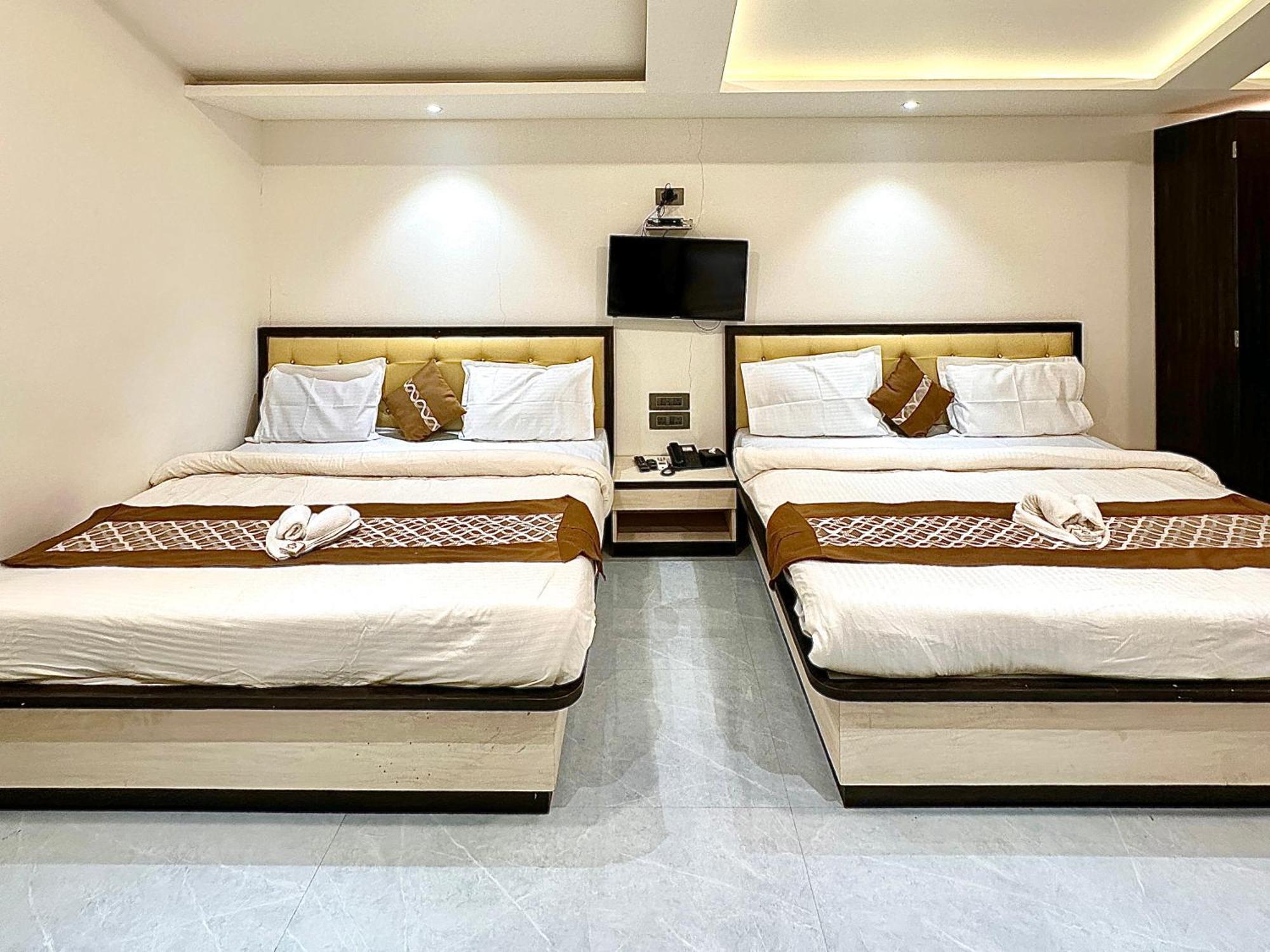 Hollywood Palace Resort Panchgani Eksteriør bilde